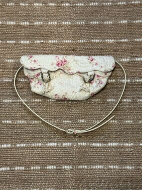 Quilted Floral Crossbody Bag in Cream with Pink Roses Vintage Style Belt Bag